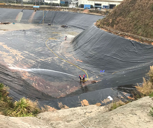 阿尔山废水池清理